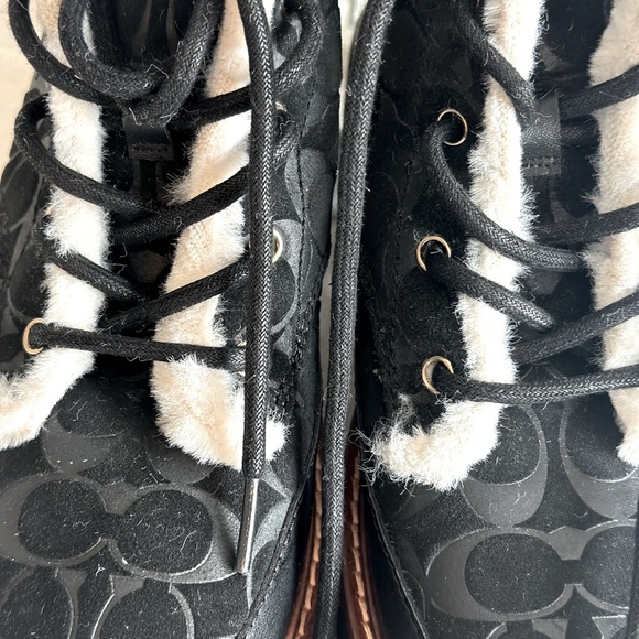 COACH Lug sole black  lace-up boots - Picture 13 of 14